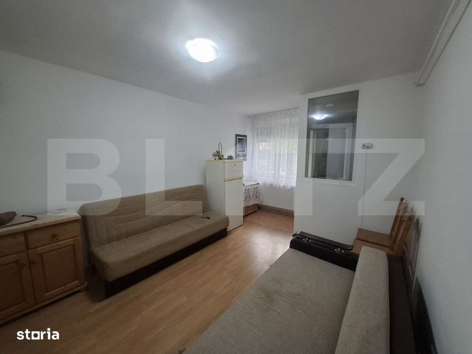 Garsoniera de vanzare zona micro 16, 24mp.