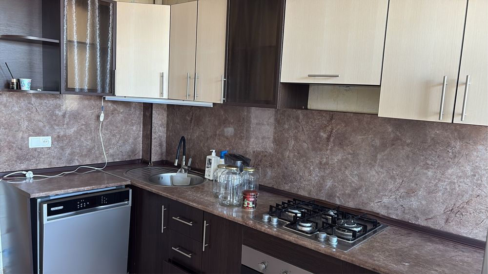 Продам кухоный гарнитур