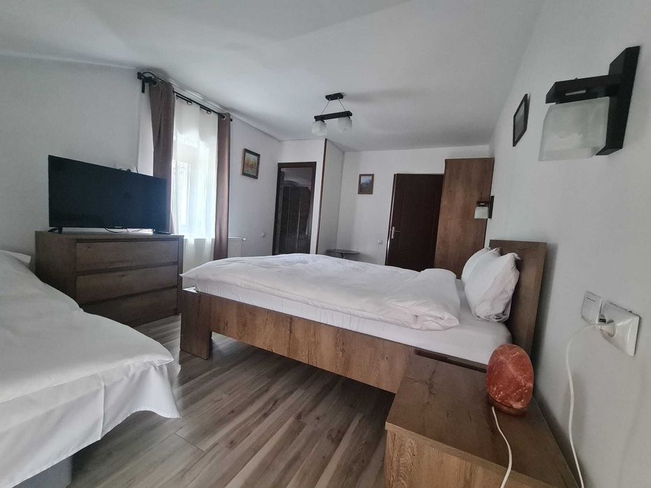 Inchiriez cabana in statiunea Ranca, Gorj, langa partia M1
