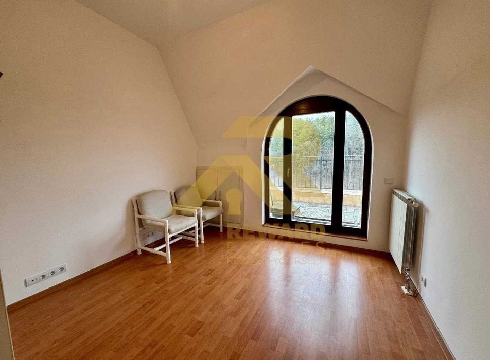 Продава се Тристаен апартамент в София, м-т Детски град - 150 кв.м за 2534 €/кв.м - Снимка #10