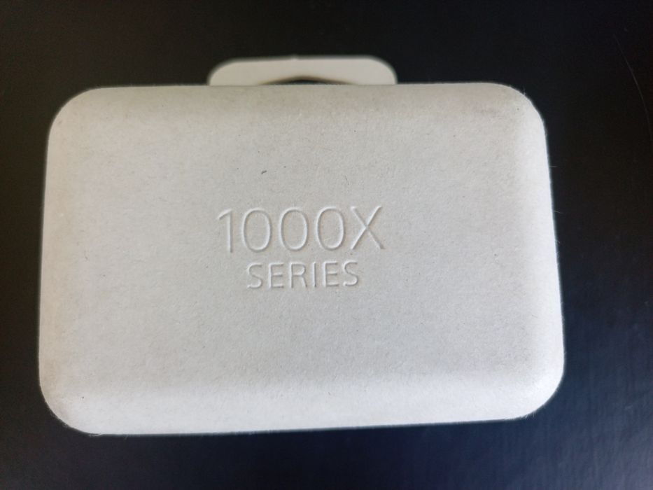 Sony WF-1000XM4 премиум слушалки