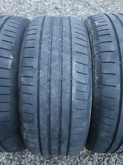 225 50 R18 Bridgestone DOT20 - VARA