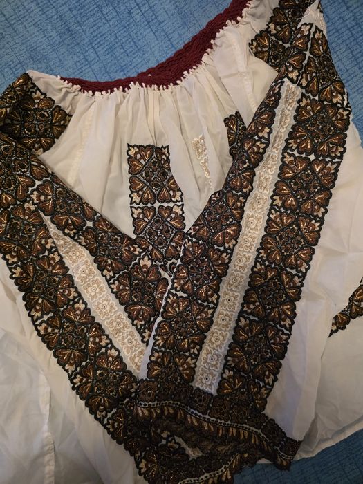 bluza traditionala