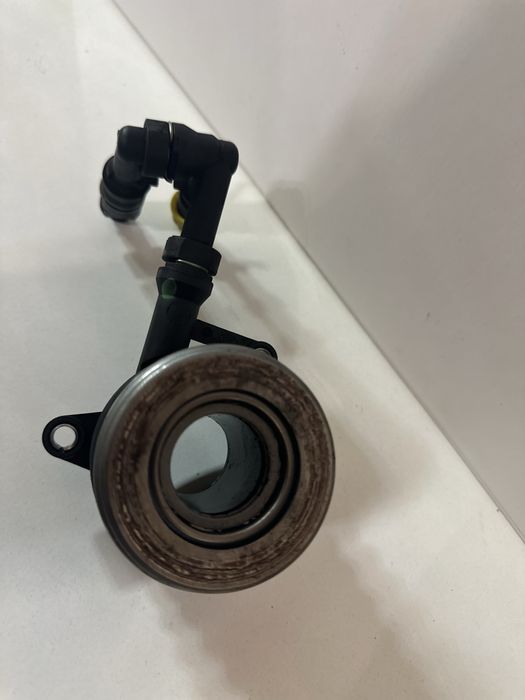 Комплент съединител и лагер помпа