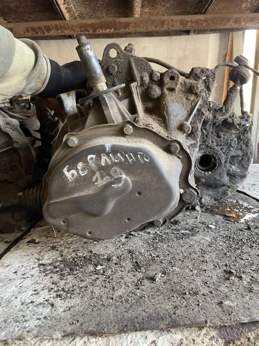 Скоростна кутия за ситроен берлинго / citroen berlingo 1.9