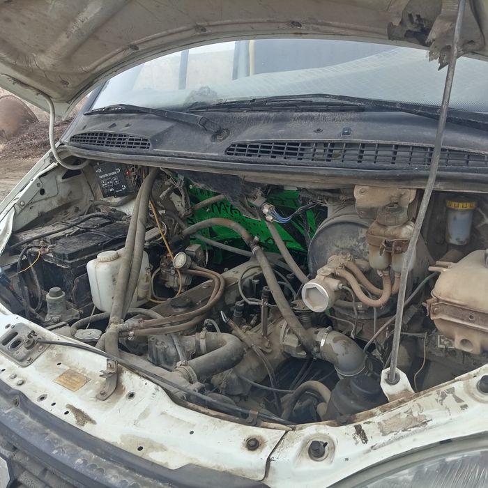 Gazel sotiladi 2013 yil isuzu mator karopka