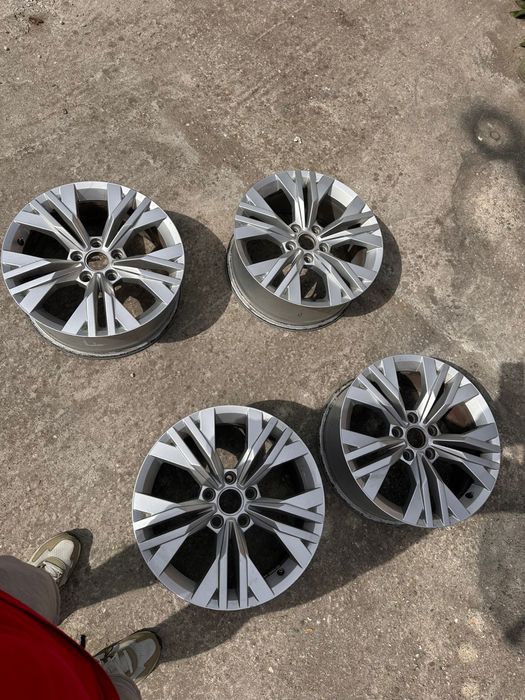 Jante originale VW Alltrack R17 5x112