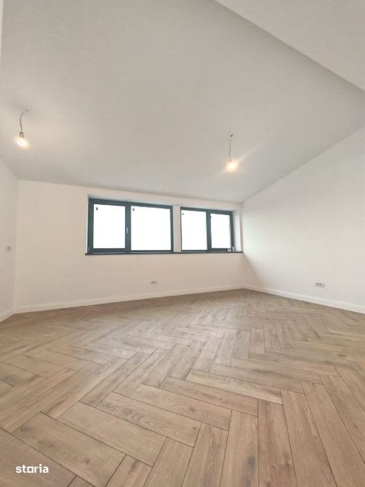 Mansarda cu Poveste- De Vanzare 2 Camere  in Bloc Boutique - Domenii