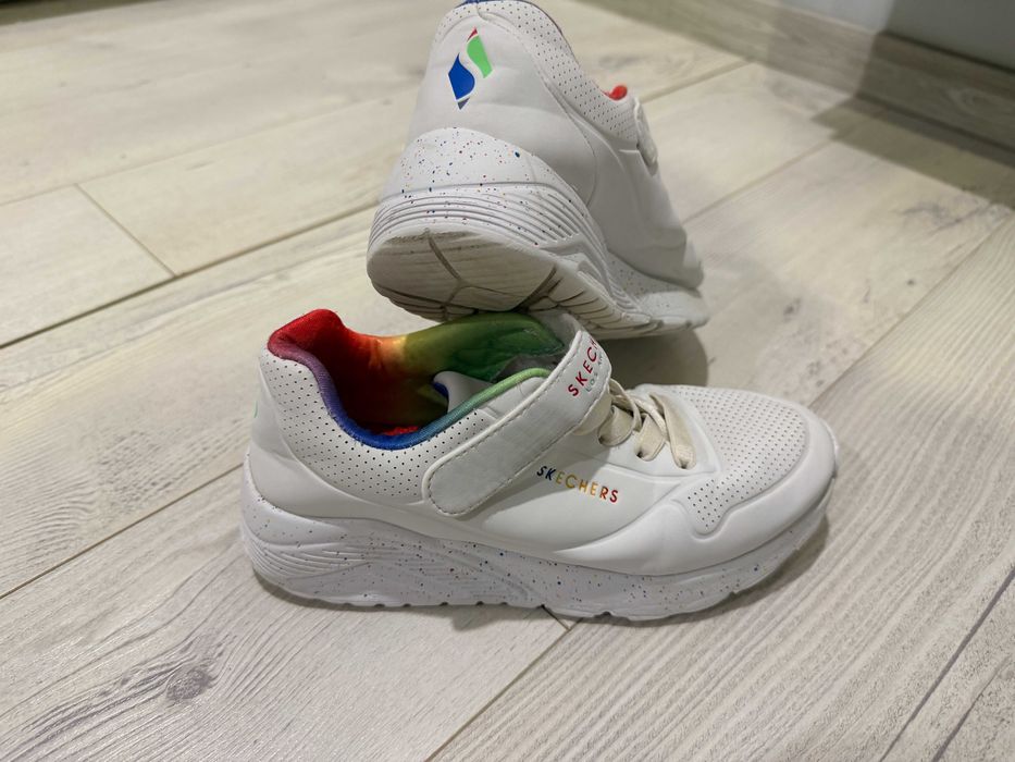 Детски кожени маратонки Skechers номер 35