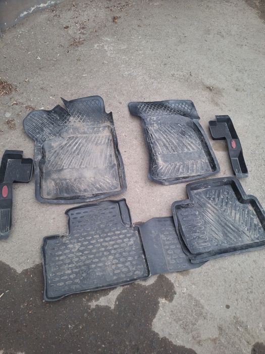 Коврики на гранту,приора,ауди 100.