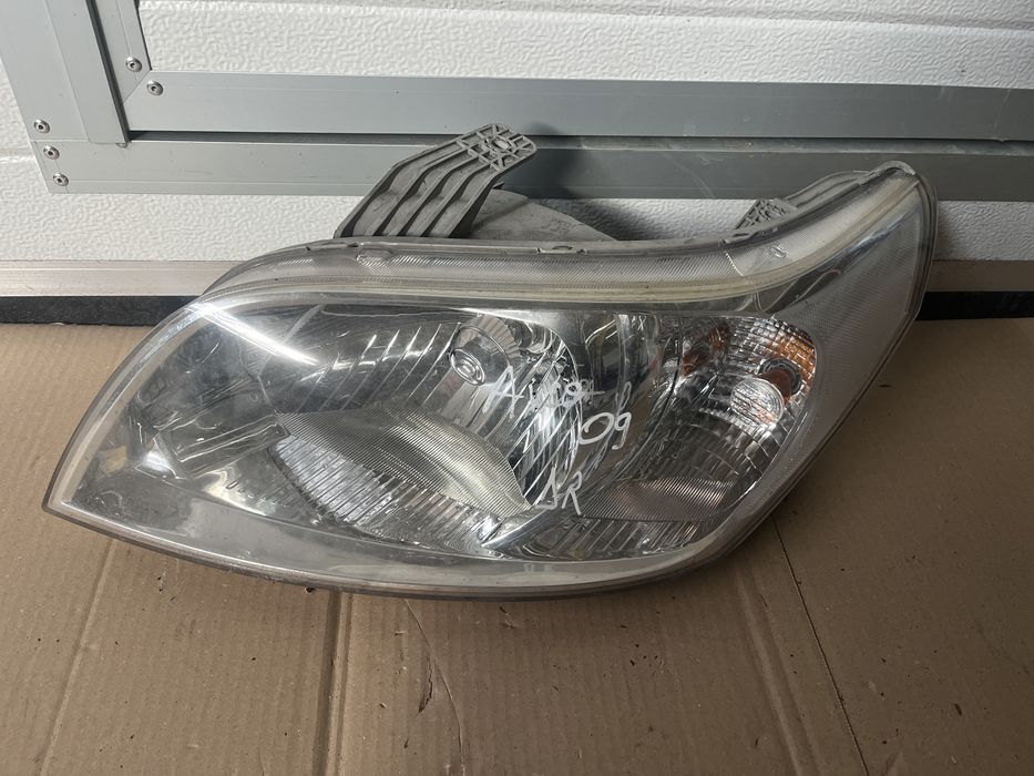 Far dreapta Chevrolet Aveo 2009