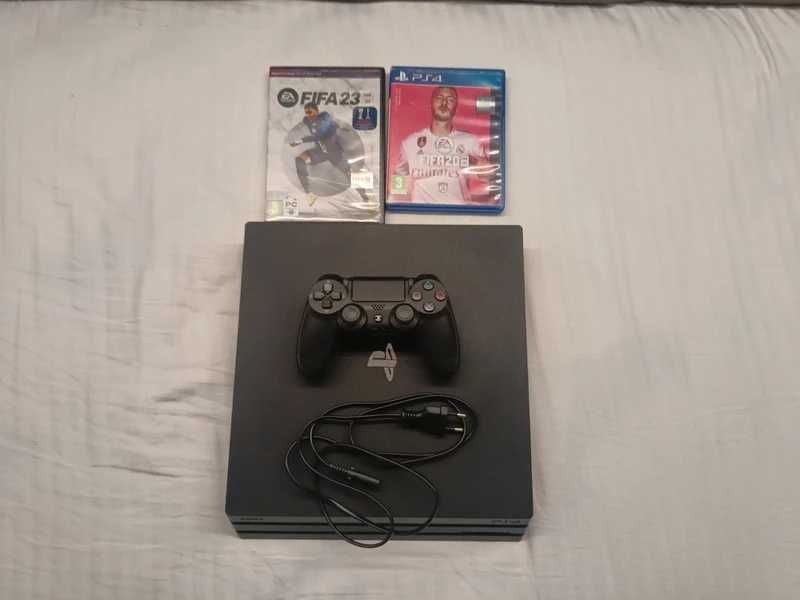 PlayStation 4 Pro 1TB – Consolă originală + cutie