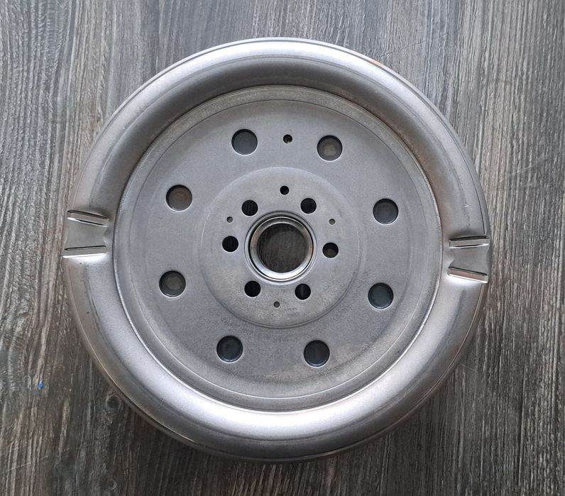 Volantă Originală Volkswagen 03L105266EB Compatibilă AUDI SEAT VW NOUĂ