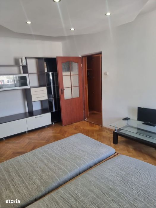 Apartament 2 Camere Decomandat –  Alexandru cel Bun, Piata Voievozilor