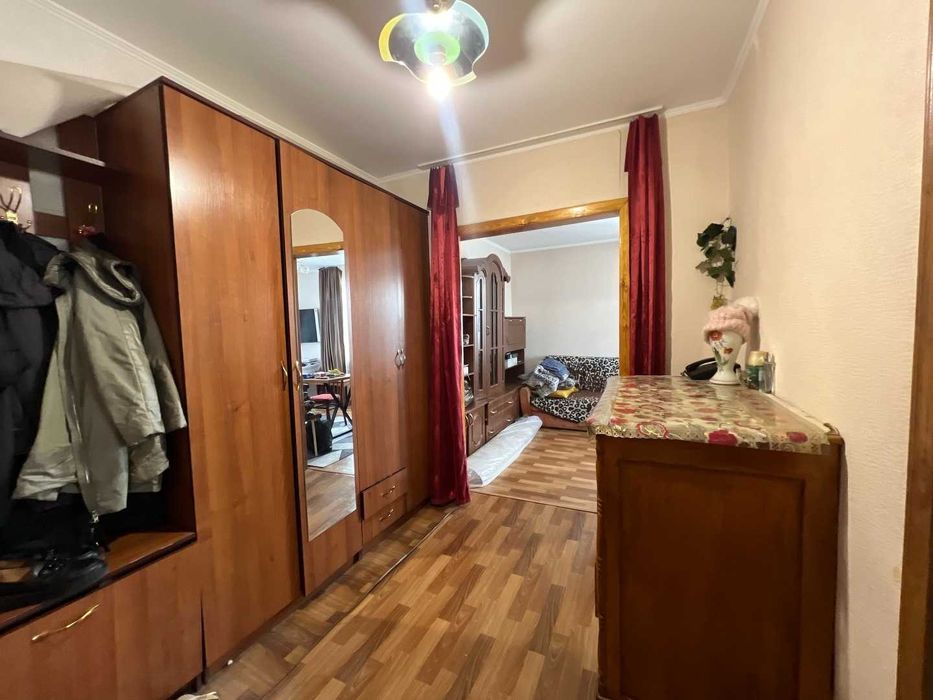 Продам 2 ком квартиру рн Гор.Отдел