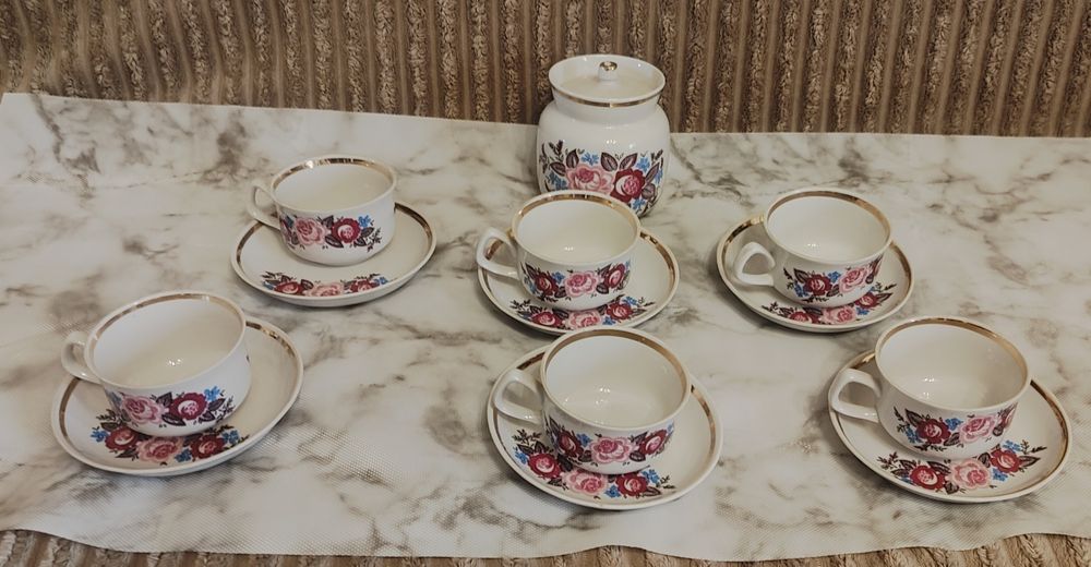 Витажный чайный сервиз