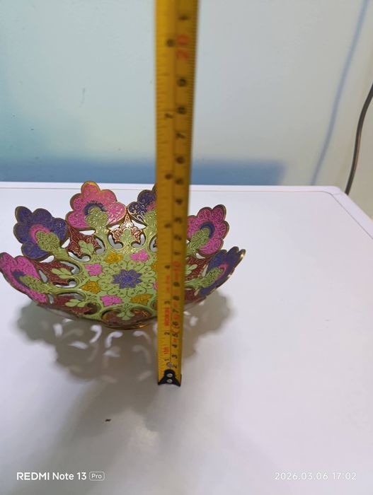 Стара бронзова емайлирана фруктиера