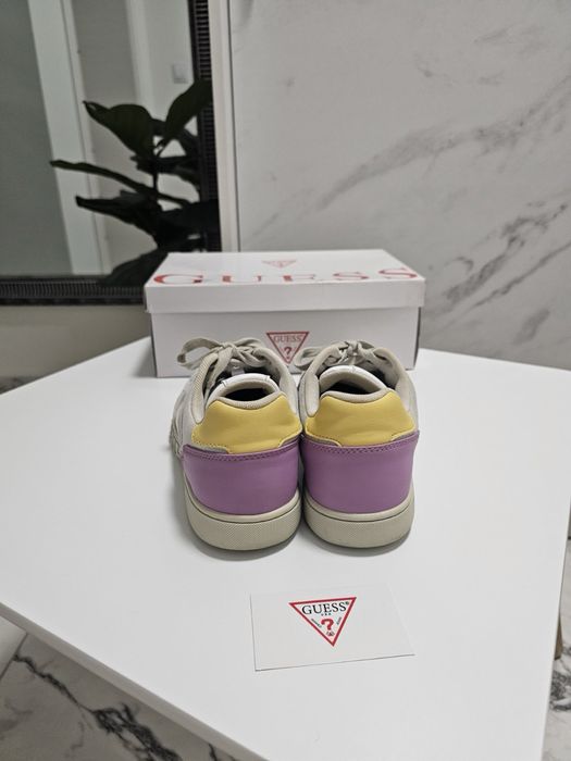 Кецове Guess 39н.