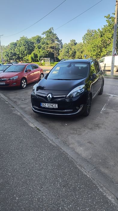 Renault Grand Scenic 2013