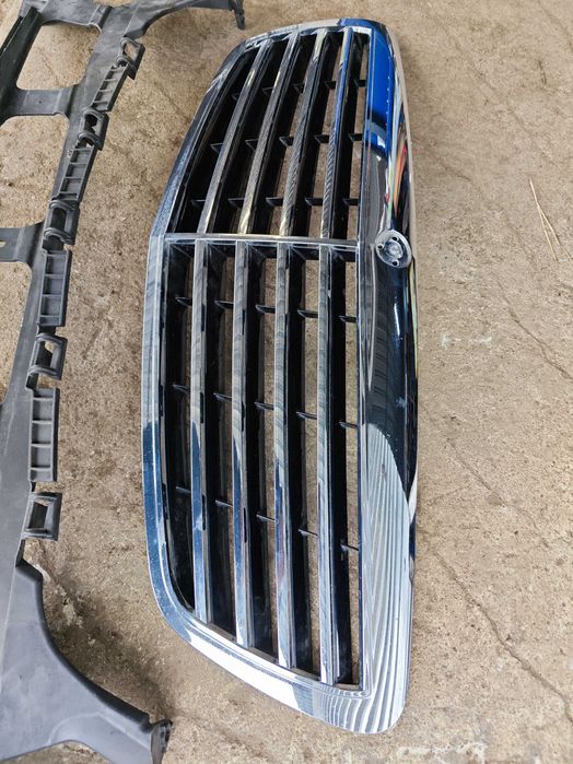 Предна решетка халогени Mercedes W221 S Class Мерцедес еС класа Н8