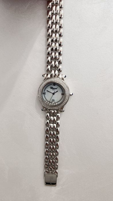 Золотые женские часы Chopard