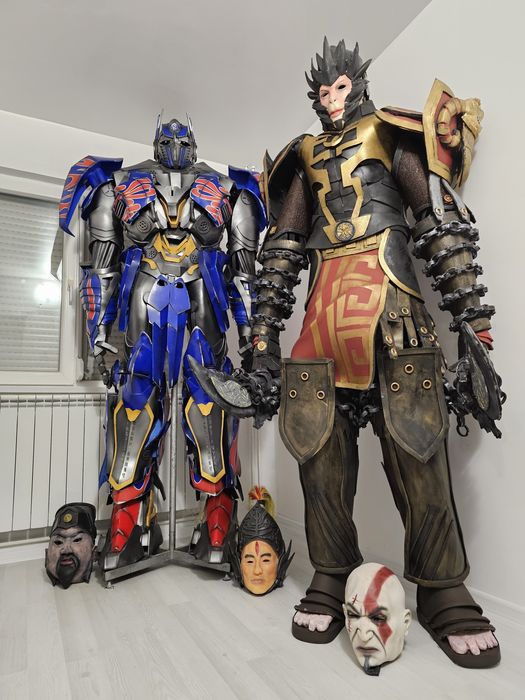 Vand costume robot kratos