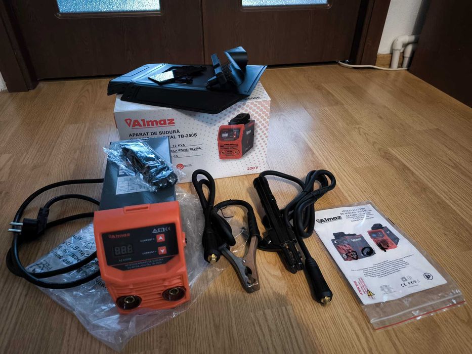 Vand aparat sudura invertor ALMAZ AZ-ES006