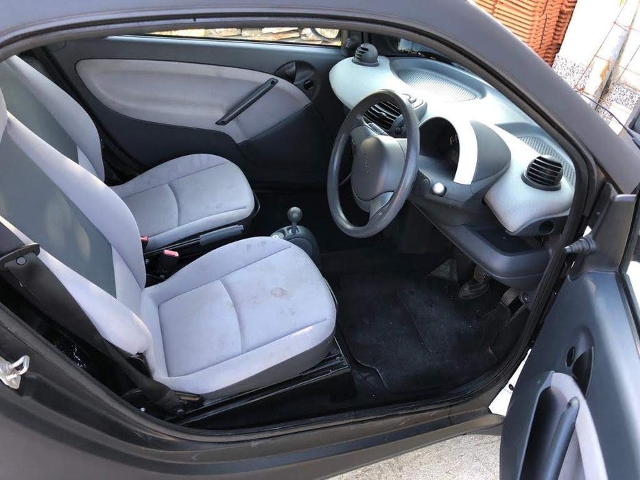 Smart for two продава се цял за регистрация или части пак цял.