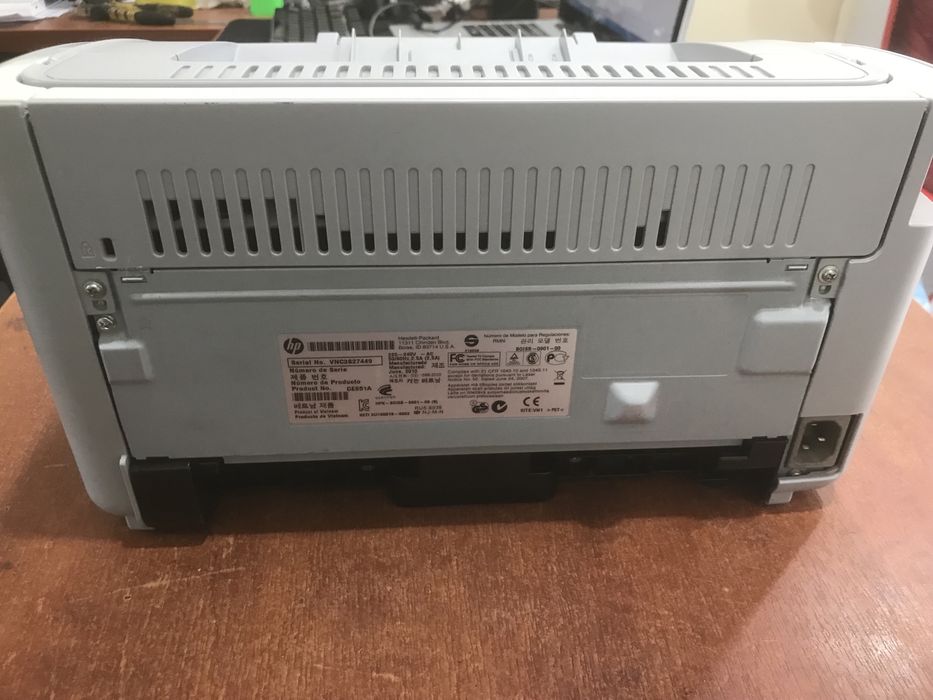 Hp laserJet P1102 Sotiladi