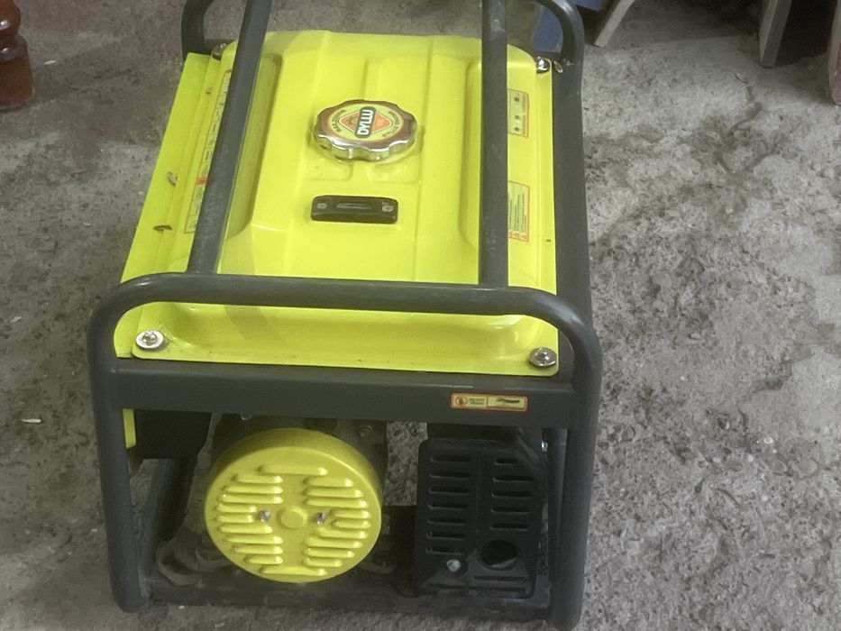 Generator divijok DYYLI