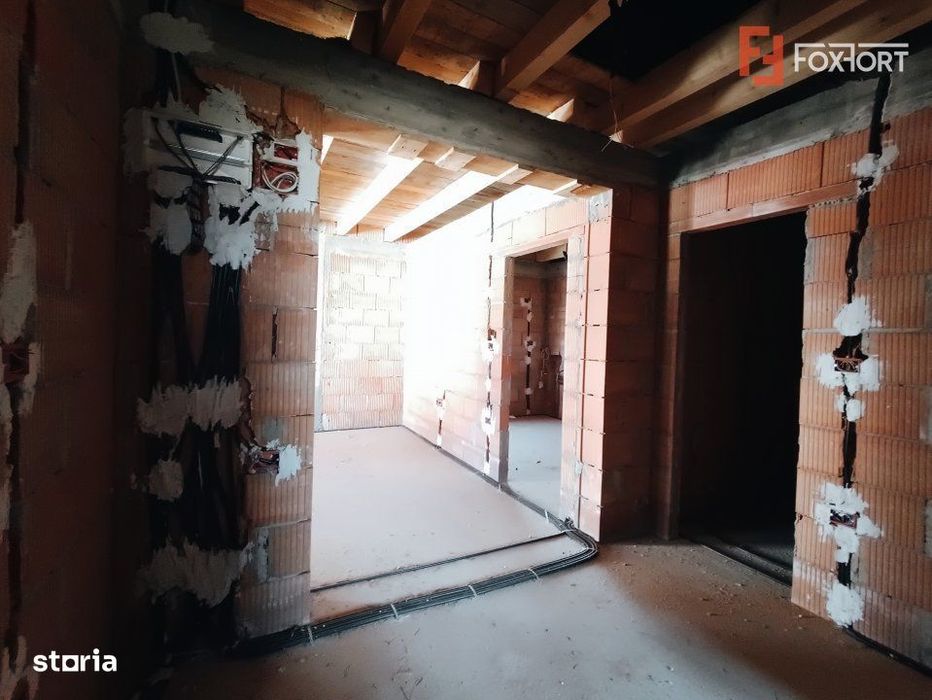 Apartament cu 3 camere 72 mp cu gradina 100 mp in Giroc - V2809
