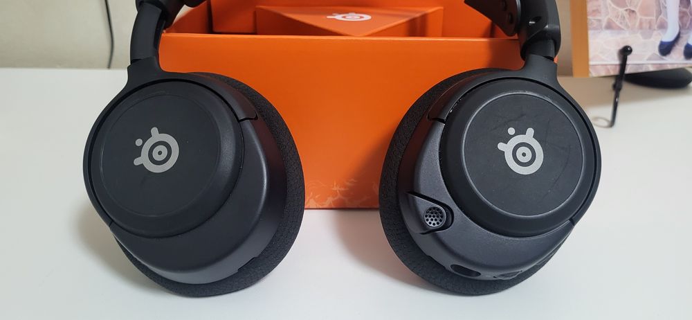 Casti wireless SteelSeries Arctis Nova 3, sunet surround 360, iluminar