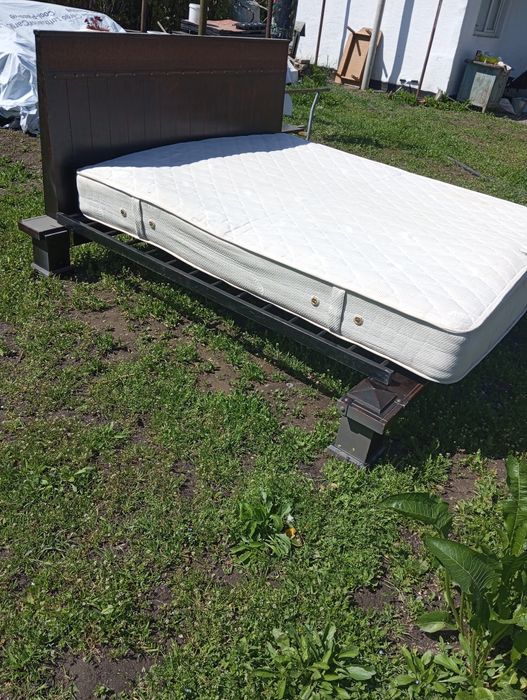 Продам кровать шикарную