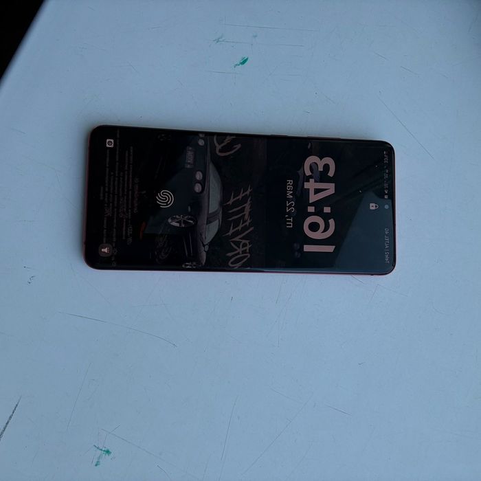 Samsung galaxy s20+