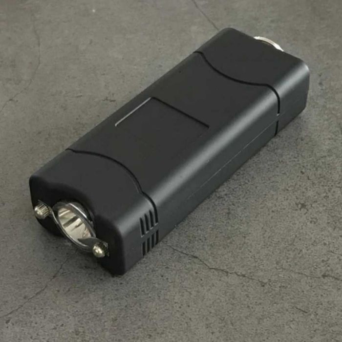 Устройство за самозащита  електрошок 5000K V и LED фенер презареждаемо