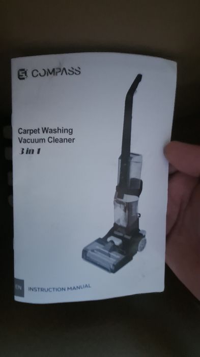 Продам вертикальный моющий пылесос COMPAS