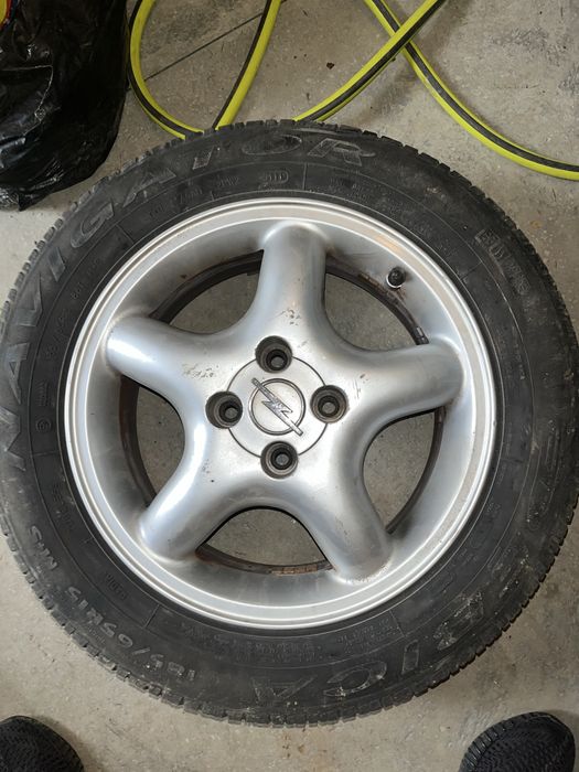 Jenti opel originale 185/65 R15