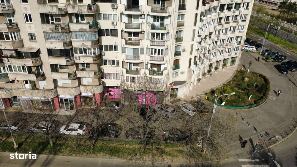 Spatiu Comercial Uranus - Casa Poporului - 2600 E/Mp - Investitie