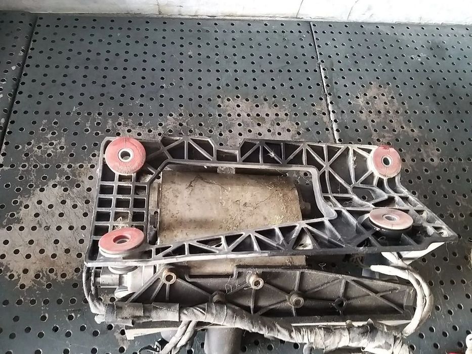 Pompa suspensie pneumatica bmw seria 5 e60 6760840 vb676084008