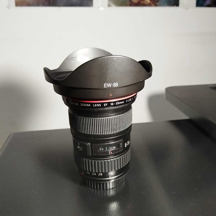 Canon EF 16-35mm f/2.8 L II USM