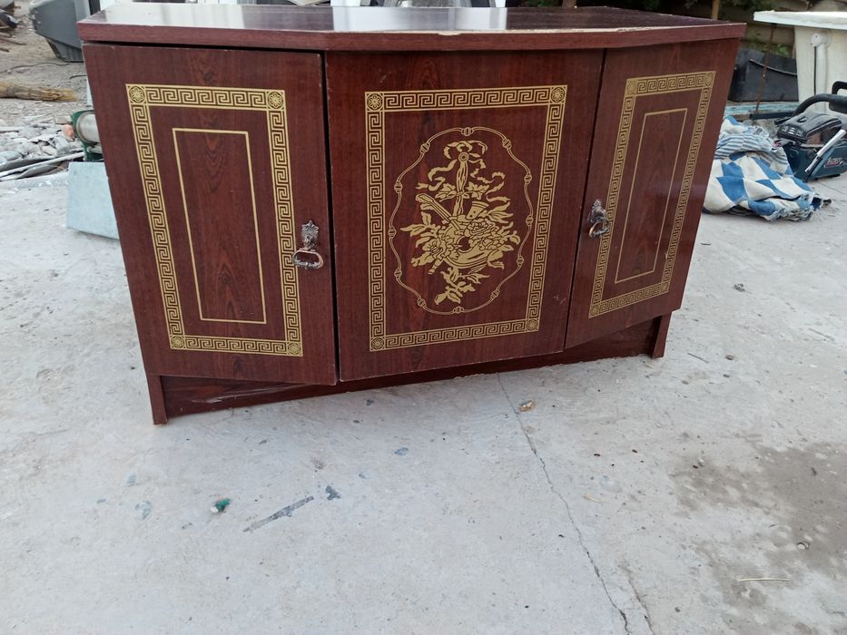 Подставка под телевизор иран