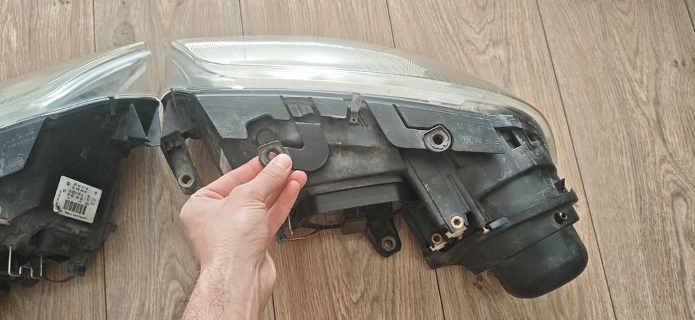 Фарове за passat 5.5 Xenon d2s Hella