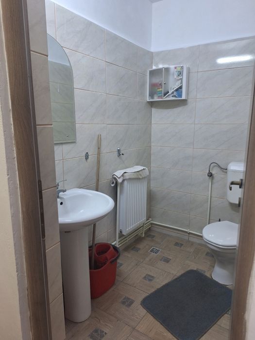 Inchiriez 2 camere in Buzau pt firma sau birou