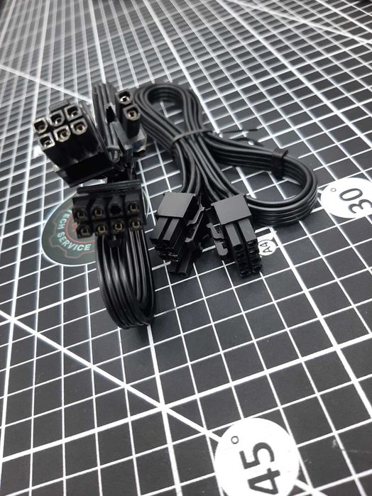 Cabluri modulare de alimentare de la surse precum Corsair / Seasonic / Evga / Thermaltake / Antec / Gigabyte si altele.