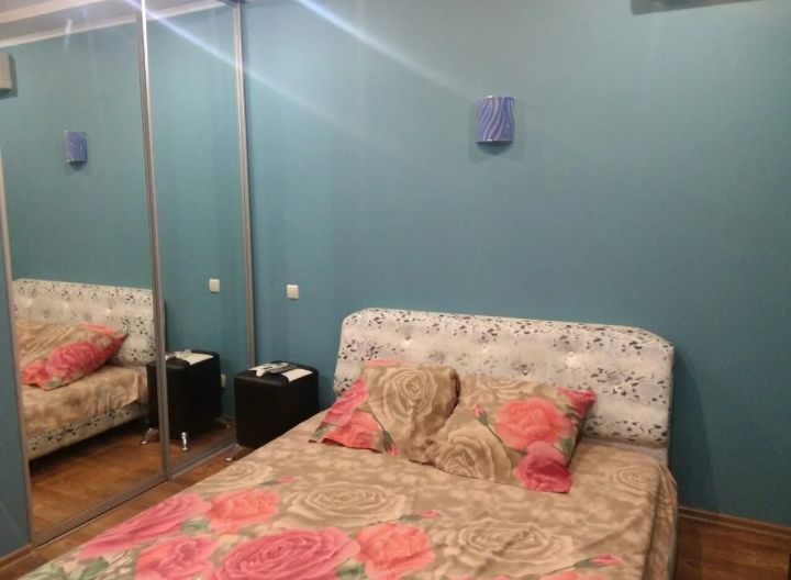 Сарыарка 11-Кенесары, 2ч 2000