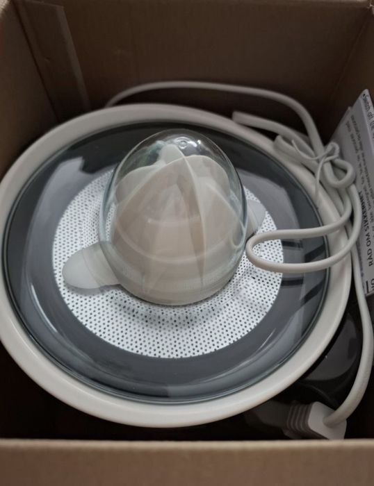 Цитрос преса ,чиния за пица,графа  с 4 чаши ,раница и декорация  за