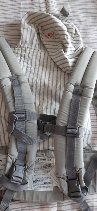 Marsupiu Ergobaby, sistem purtare baby.