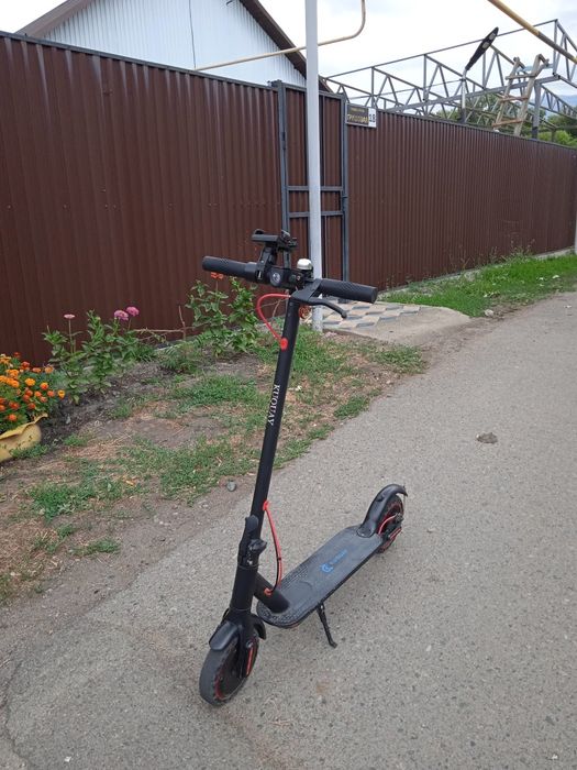 Продам электросамокат не на ходу б/у