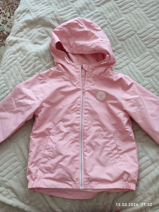 Продам куртки на весну