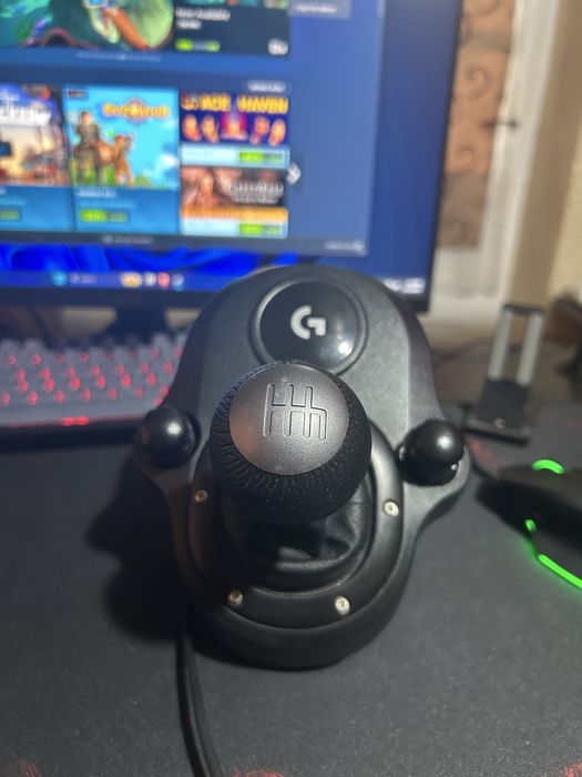 Vând volan Logitech G29+schimbator